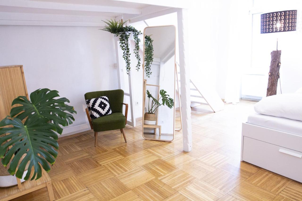 Central Modern Garden-Apartment Next To Belvedere Palace Виена Екстериор снимка